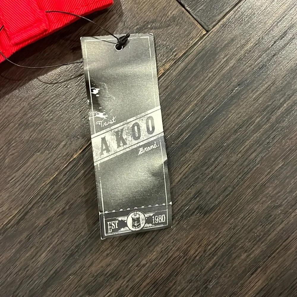 Akoo Brand Getaway Formula One Red Cargo Shorts new Mens Size 38